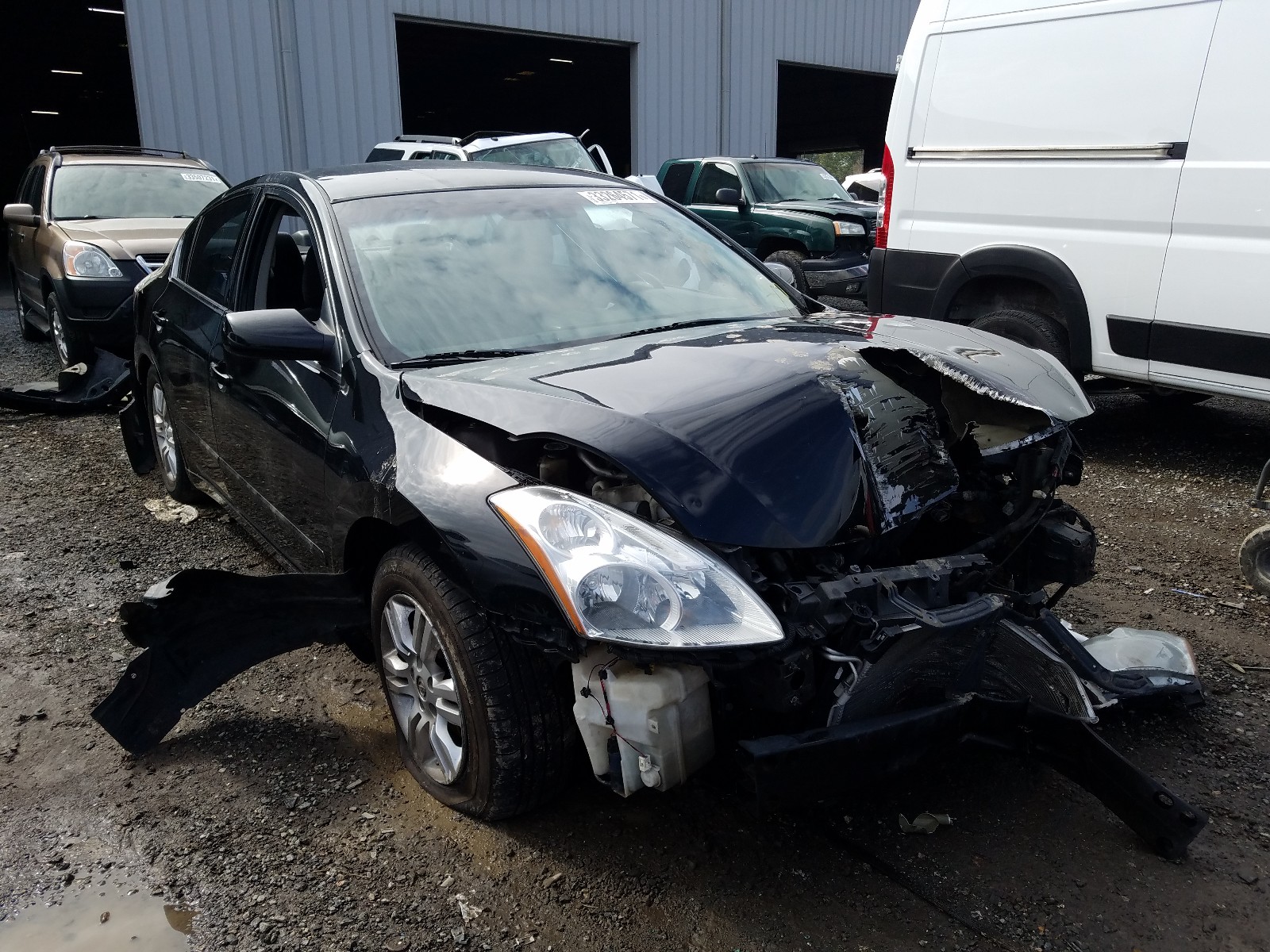 Nissan Altima bas (2011)