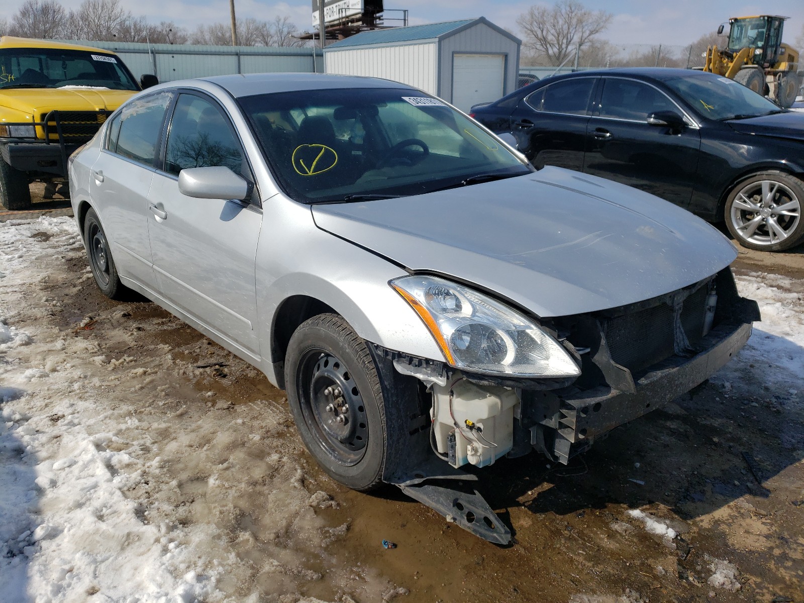 Nissan Altima bas (2012)