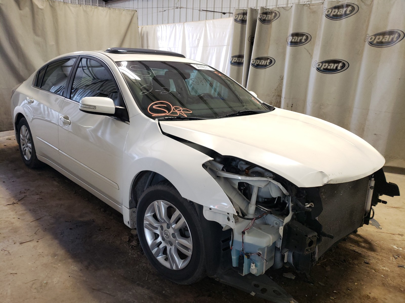 Nissan Altima bas (2012)