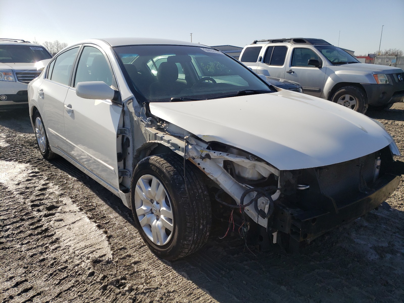 Nissan Altima bas (2012)