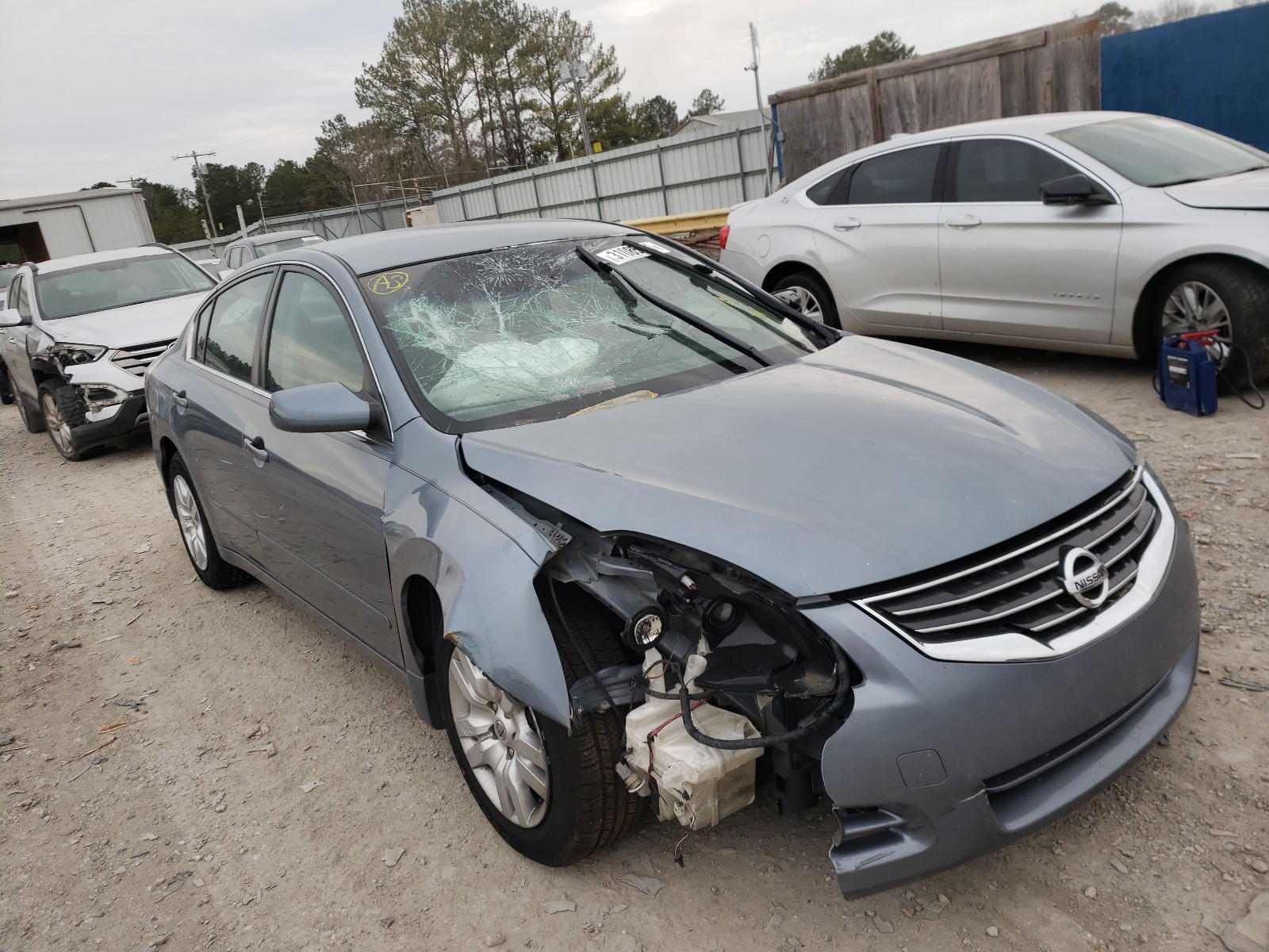 Nissan Altima bas (2012)