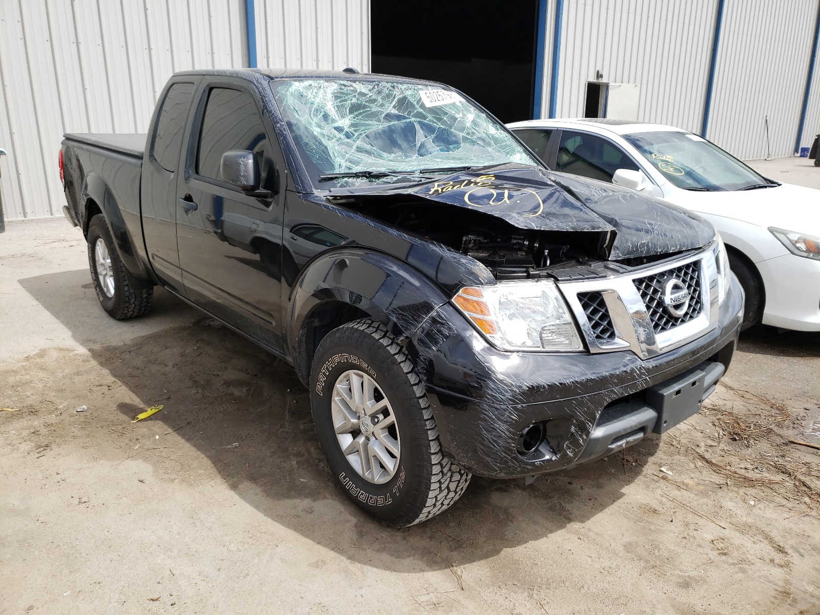 Nissan Frontier s (2015)