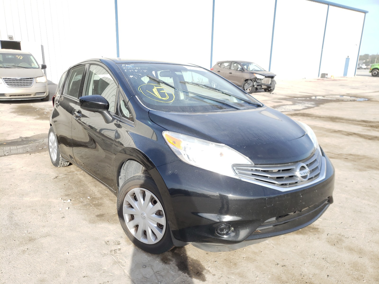 Nissan Versa note (2015)