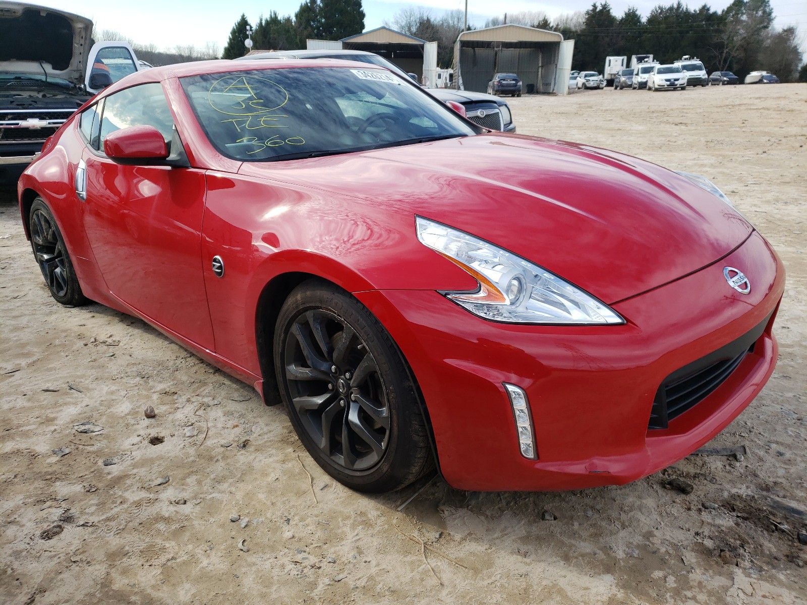 Nissan 370z base (2017)
