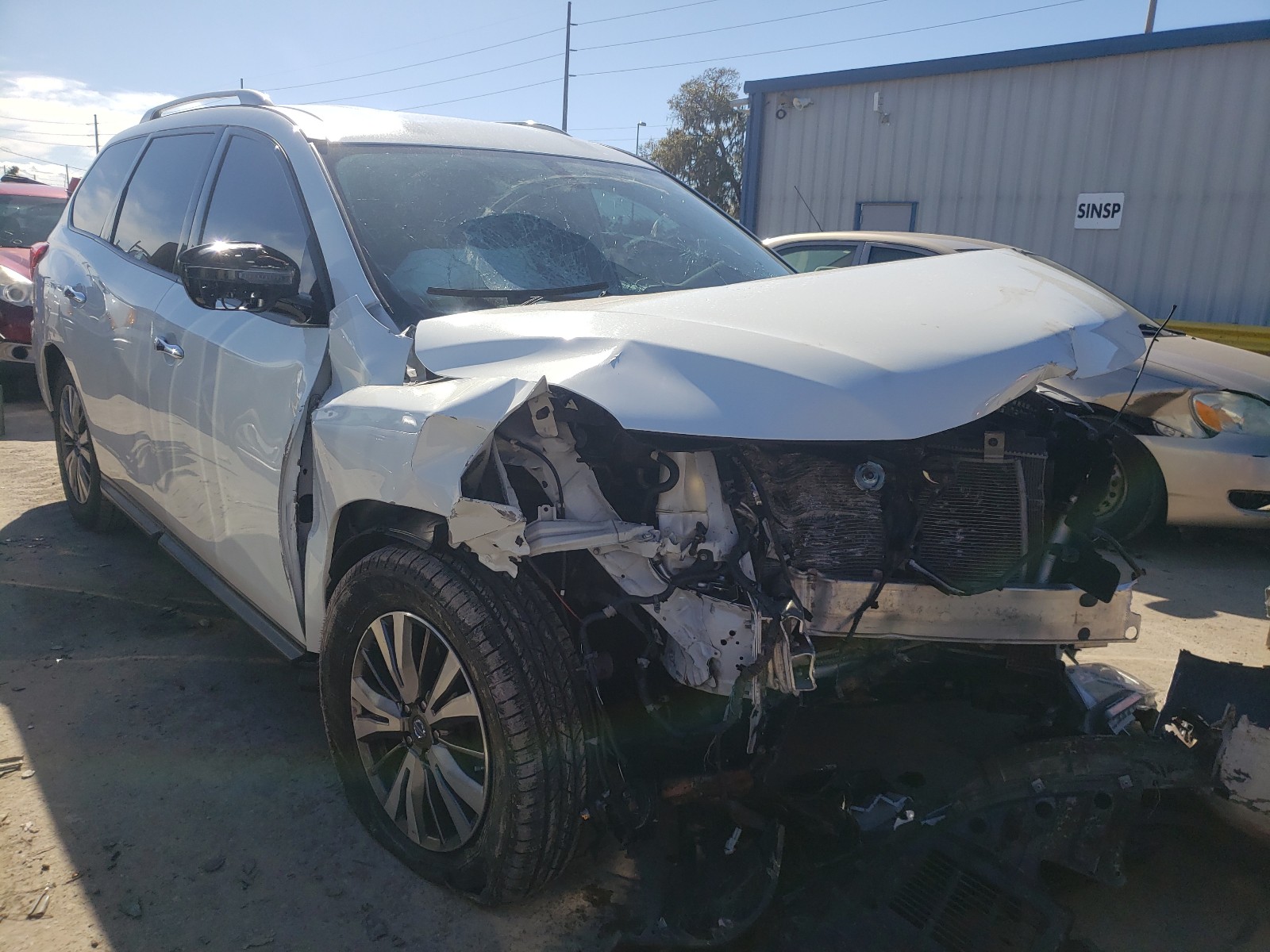 Nissan Pathfinder (2018)