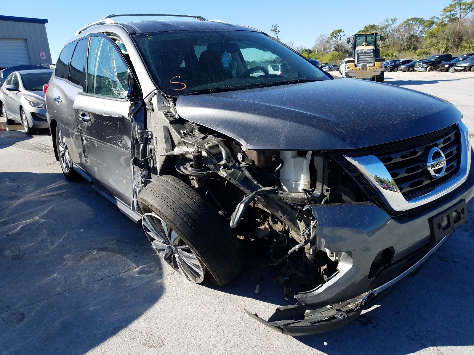 Nissan Pathfinder (2019)