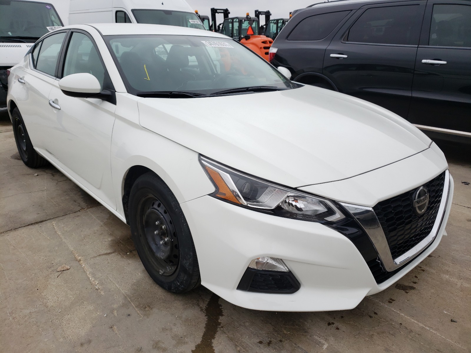 Nissan Altima s (2020)