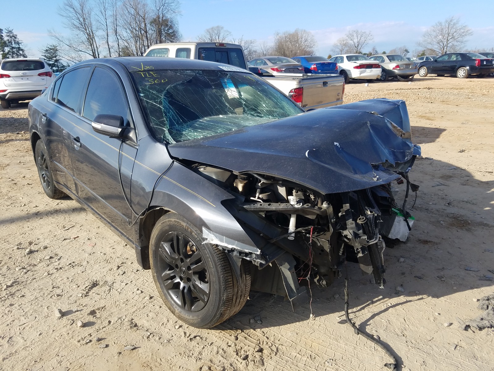 Nissan Altima bas (2010)
