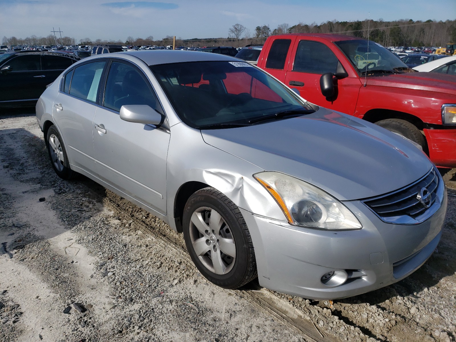 Nissan Altima bas (2012)