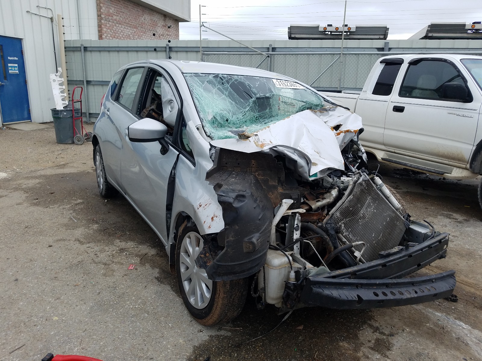 Nissan Versa note (2016)