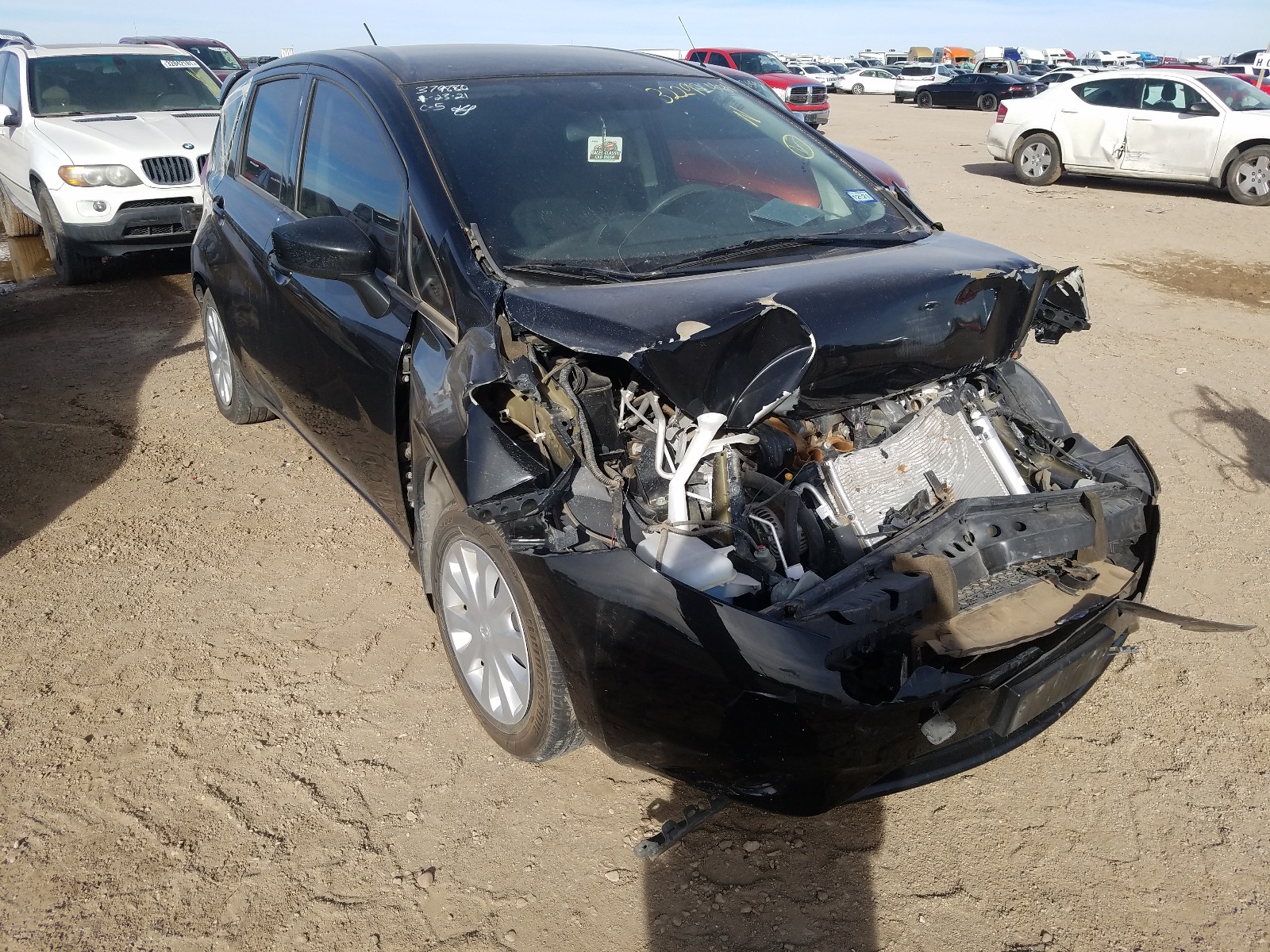 Nissan Versa note (2016)