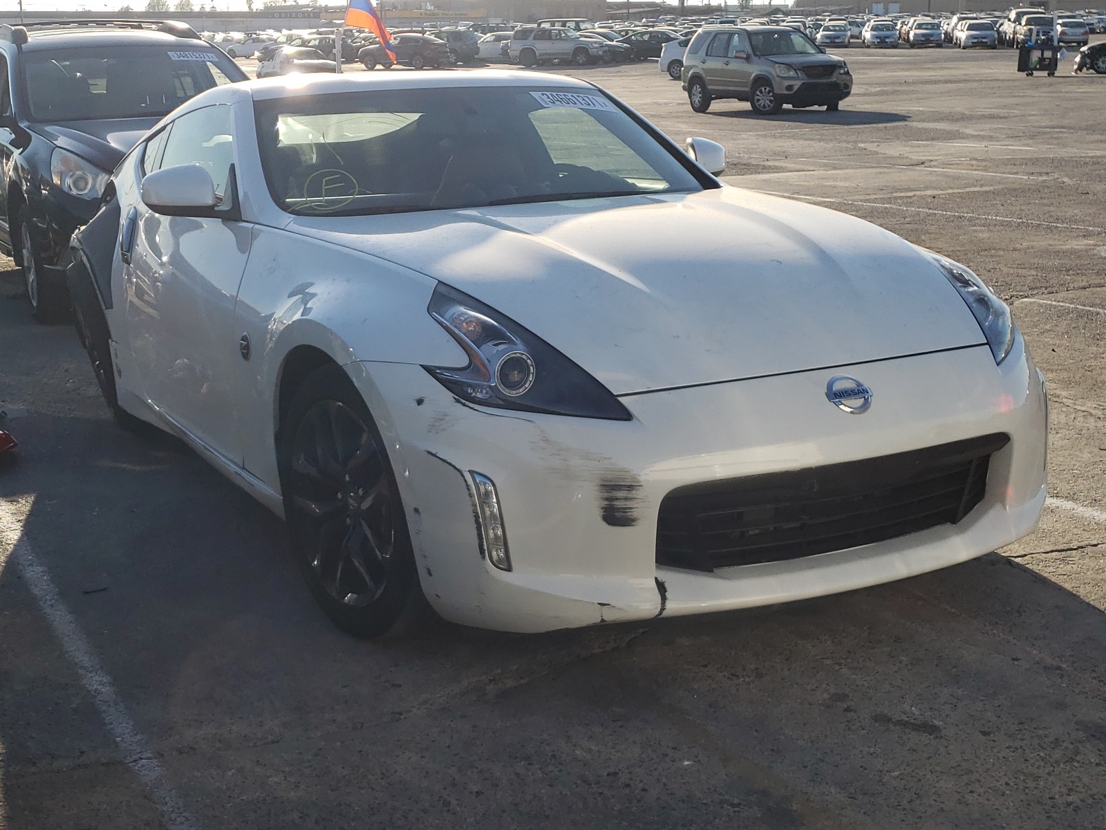 Nissan 370z base (2020)