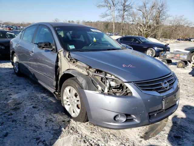 Nissan Altima bas (2010)