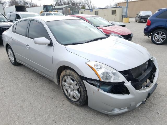 Nissan Altima bas (2011)
