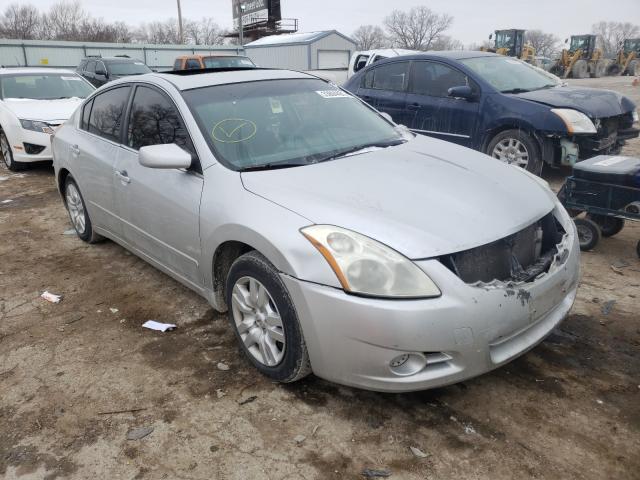 Nissan Altima bas (2011)