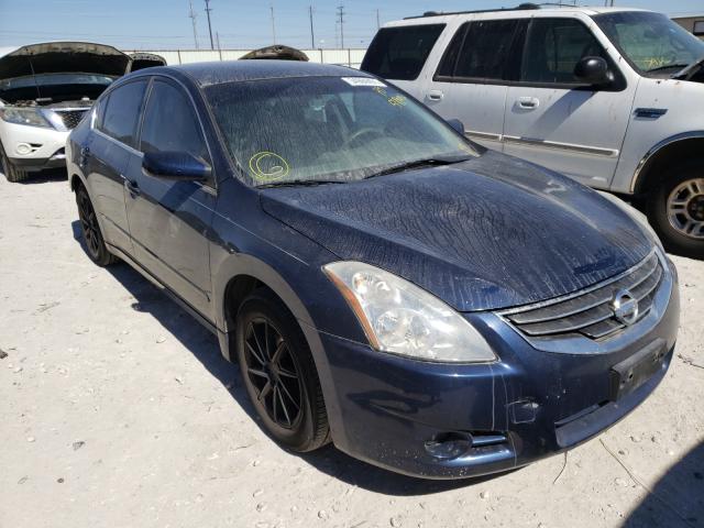 Nissan Altima bas (2012)