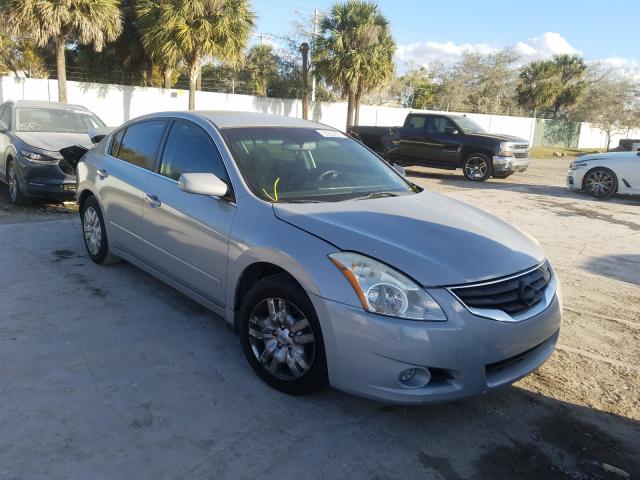 Nissan Altima bas (2012)