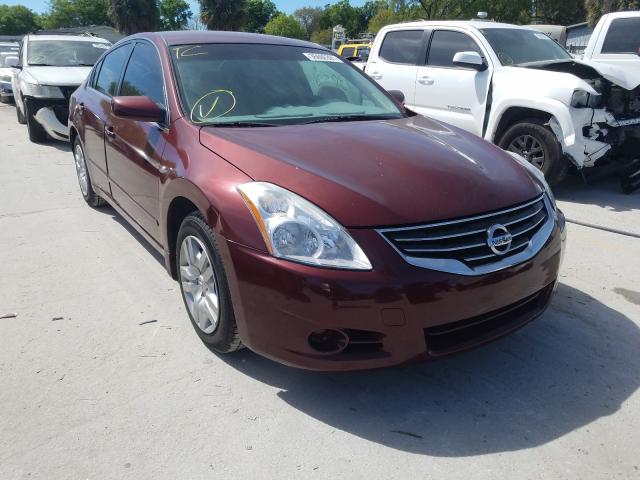 Nissan Altima bas (2010)