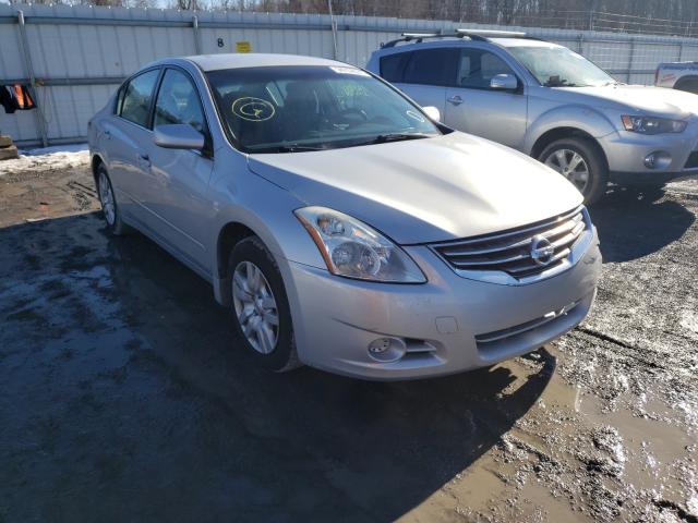 Nissan Altima bas (2010)