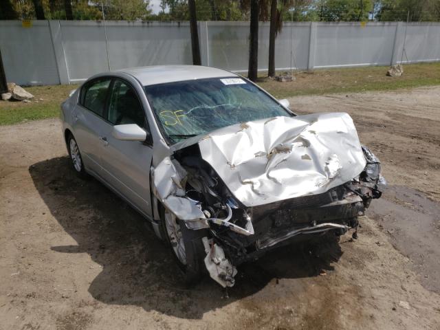 Nissan Altima bas (2012)
