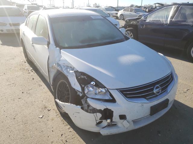 Nissan Altima bas (2012)
