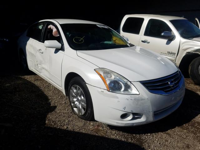 Nissan Altima bas (2012)
