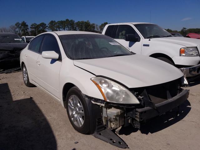 Nissan Altima bas (2011)
