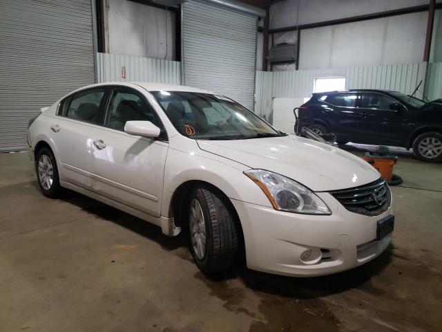 Nissan Altima bas (2012)