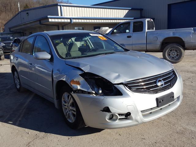Nissan Altima bas (2012)