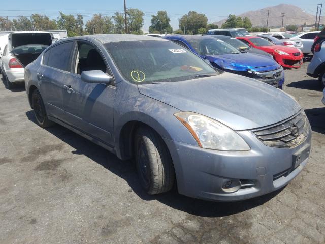 Nissan Altima bas (2010)