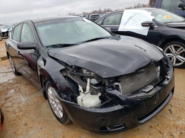 Nissan Altima bas (2010)