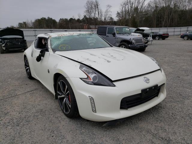 Nissan 370z base (2018)