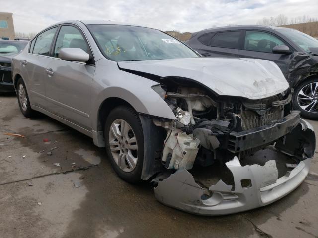 Nissan Altima bas (2012)