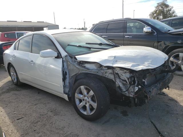 Nissan Altima bas (2012)
