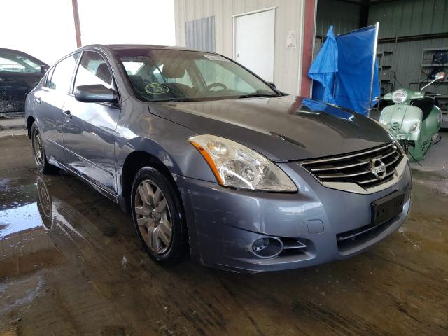 Nissan Altima bas (2010)