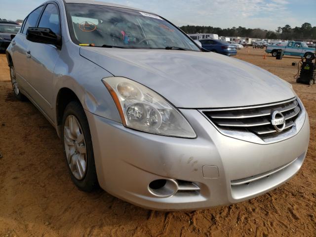 Nissan Altima bas (2011)