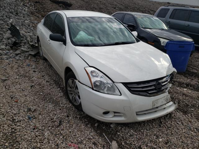 Nissan Altima bas (2012)