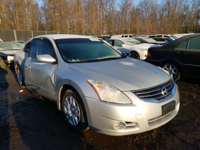 Nissan Altima bas (2011)