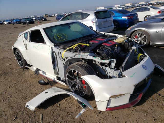Nissan 370z base (2016)