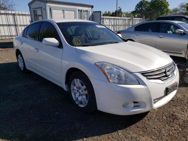 Nissan Altima bas (2010)