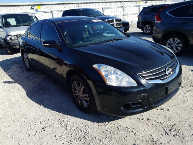 Nissan Altima bas (2010)
