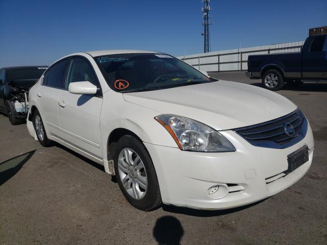 Nissan Altima bas (2012)