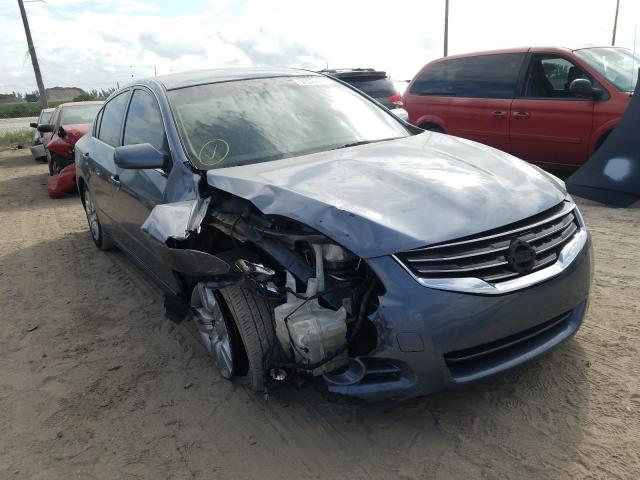 Nissan Altima bas (2012)