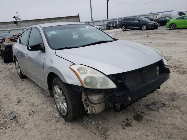 Nissan Altima bas (2011)