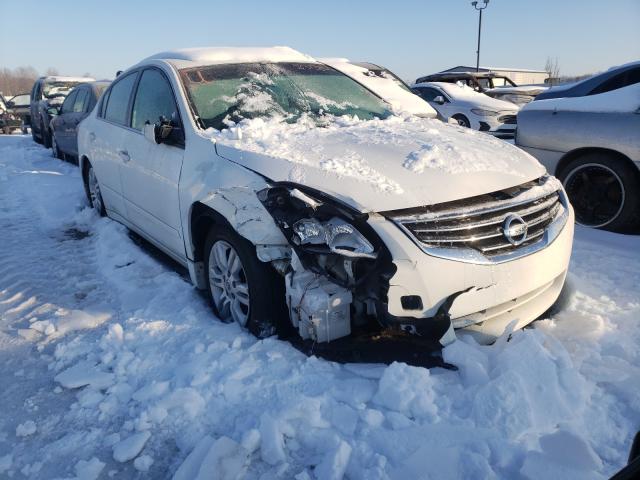 Nissan Altima bas (2010)