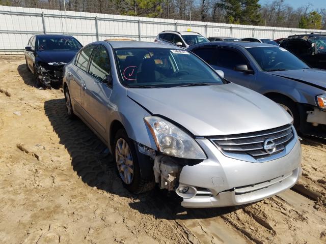 Nissan Altima bas (2012)