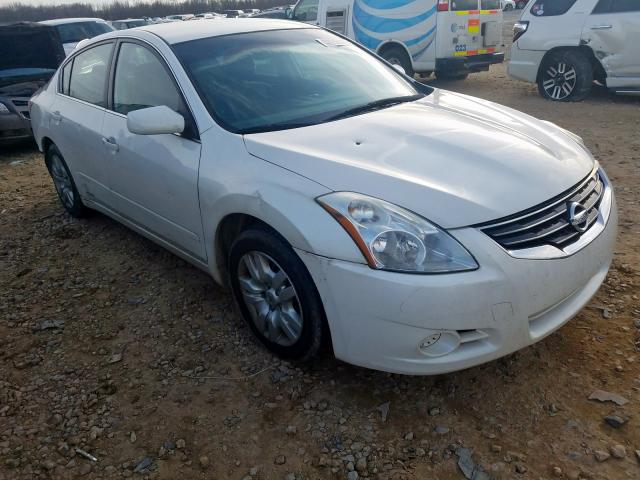 Nissan Altima bas (2011)