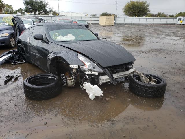 Nissan 370z base (2018)