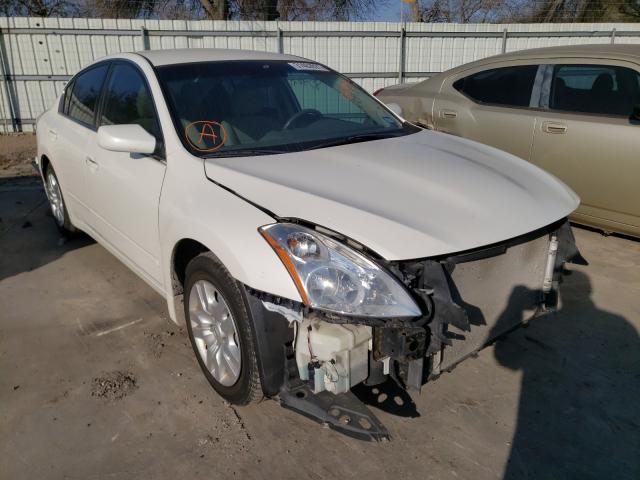 Nissan Altima bas (2011)