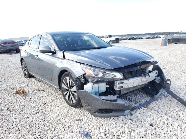 Nissan Altima sv (2019)
